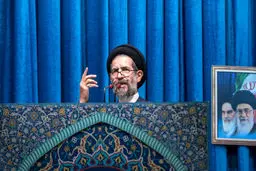 امام جمعه موقت تهران: یک دلار هم از فروش نفت در صندوق ذخیره ارزی پس‌انداز نشد