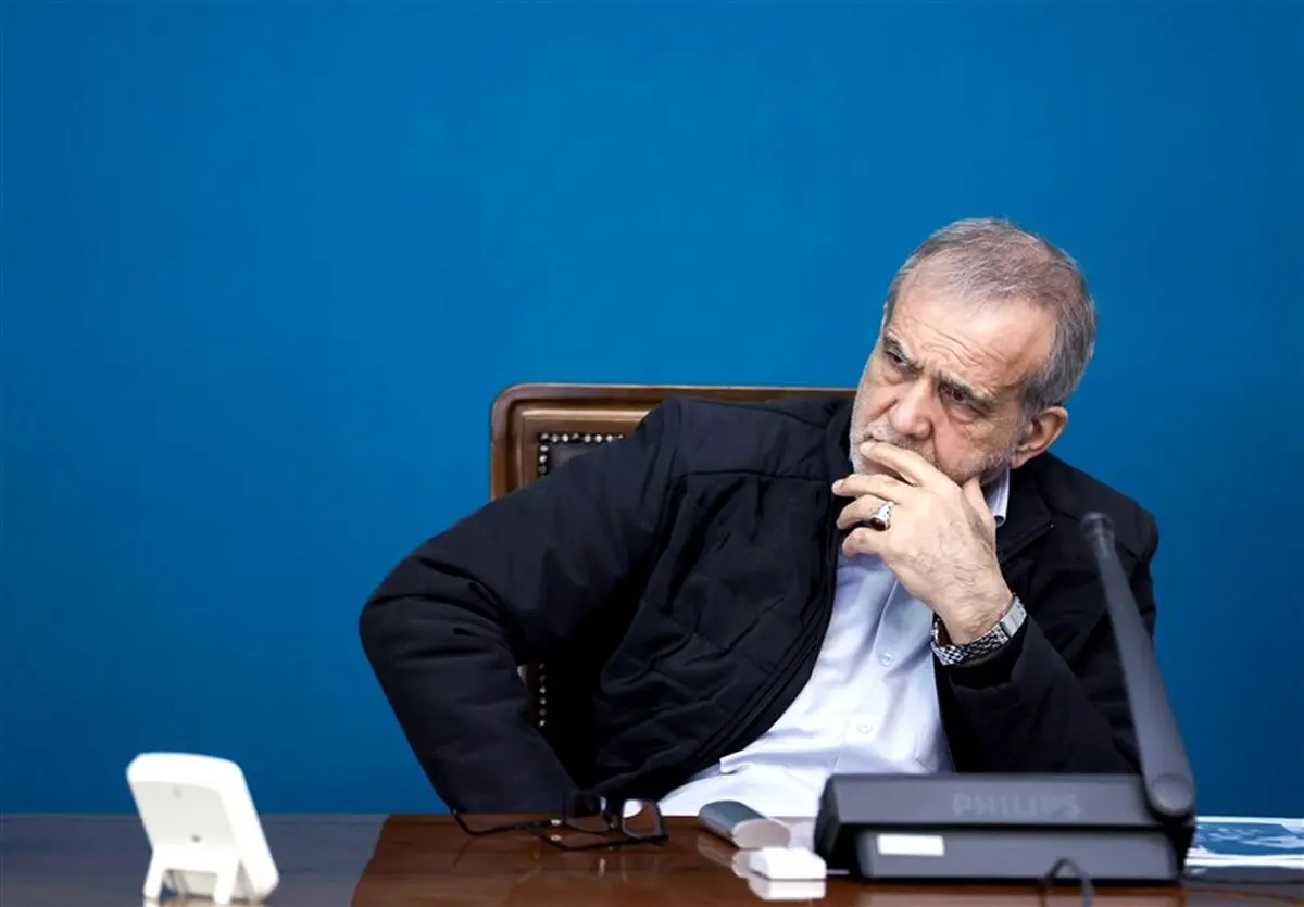 مشاور پزشکیان: استعفای رئیس جمهور بعید است