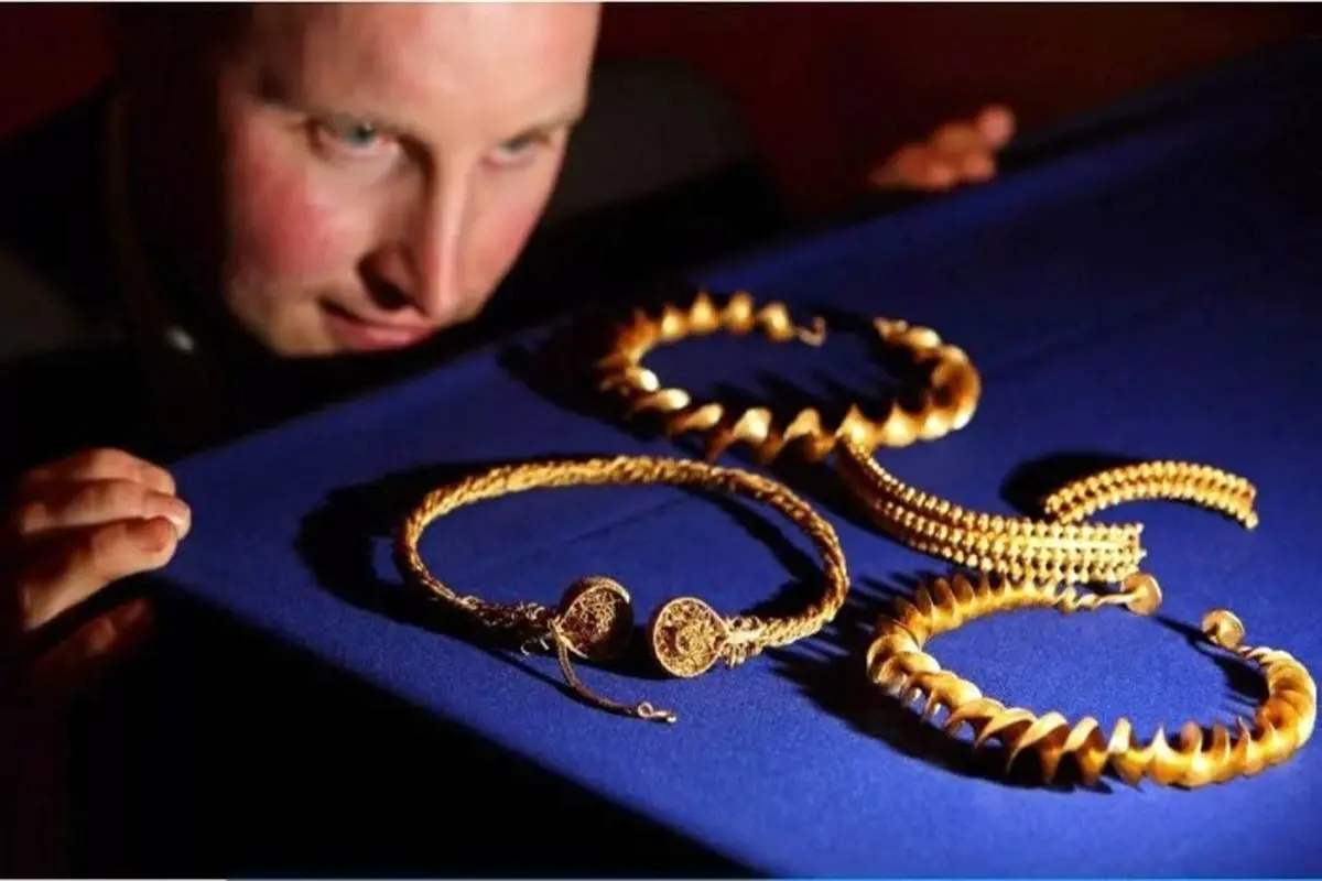 تشخیص طلای اصل از بدل؛ راهنمای کامل شناسایی طلای واقعی