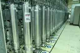 عملیات بازسازی تأسیسات هسته‌ای نطنز + عکس