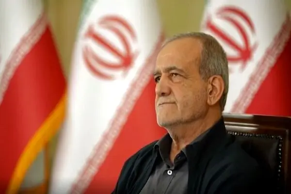 پزشکیان: مشروطه نقطه عطف بیداری و آزادی‌خواهی ملت ایران بود