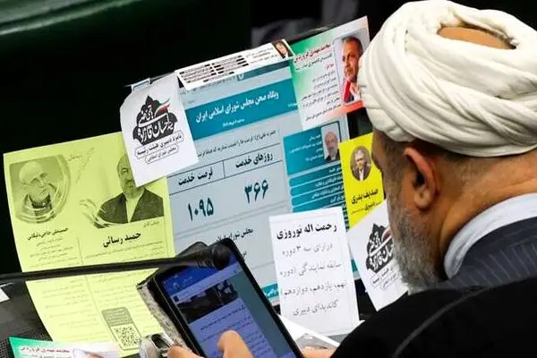 اعلام کودتا در کشور توسط سوپر انقلابی ها در تجمعات خیابانی