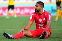 امیر نصر آزادانی فوتبالیست، عضو یک گروه مسلحانه است