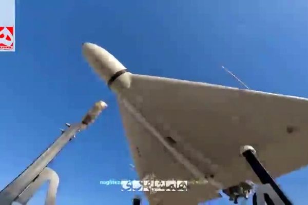 پرواز انواع پهپادهای انحصاری سپاه + فیلم