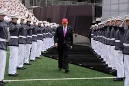 دولت فدرال تعطیل ، ترامپ هم به تعطیلات رفت + فیلم