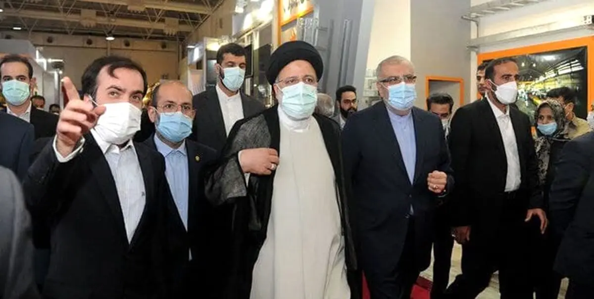 بازدید رئیس جمهور از نمایشگاه نفت، گاز و پتروشیمی