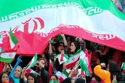 خبر خوش/ حضور بانوان تماشاگر در لیگ برتر قطعی شد