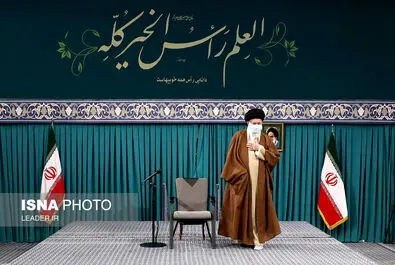 رهبر انقلاب نخبگان