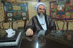 واکنش حوزه علمیه به بلاگر شدن روحانیون از نگاه غرویان