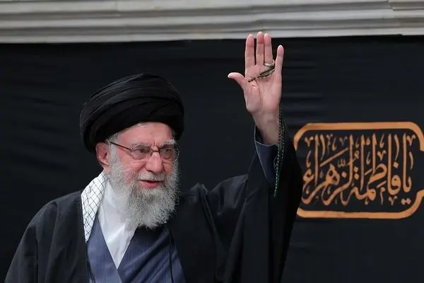 نوای ایران ای سرای امید محمود کریمی در حضور رهبر انقلاب