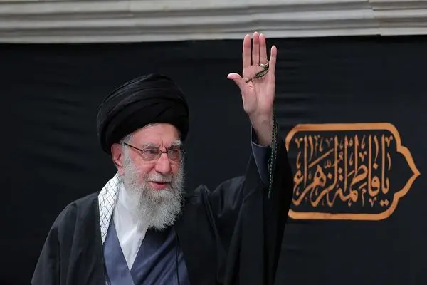 نوای ایران ای سرای امید محمود کریمی در حضور رهبر انقلاب