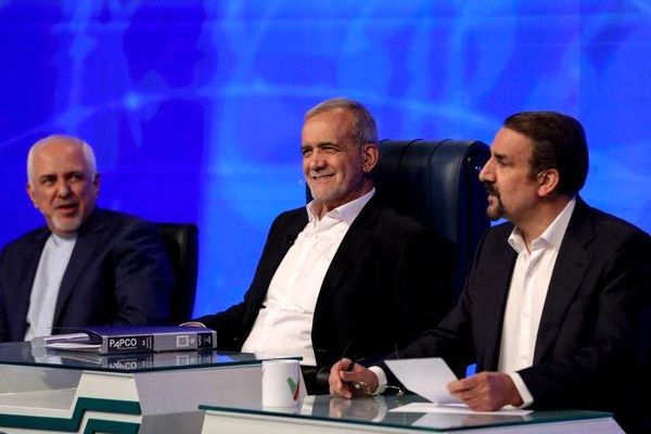 افشاگری سنایی: گفتند ظریف را کنار بگذارید؛ او وطن پرست بود