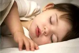 ۱۰ روش ساده و معجزه‌گر برای خواباندن کودکان