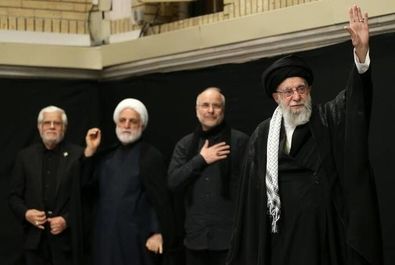 رهبر انقلاب حسینیه امام خمینی(ره) 