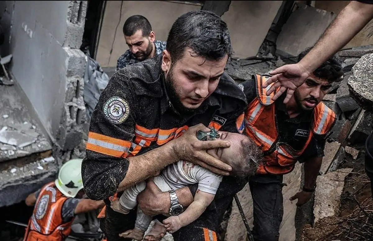 بمباران زمینی و دریایی مناطق مختلف نوار غزه توسط اسرائیل