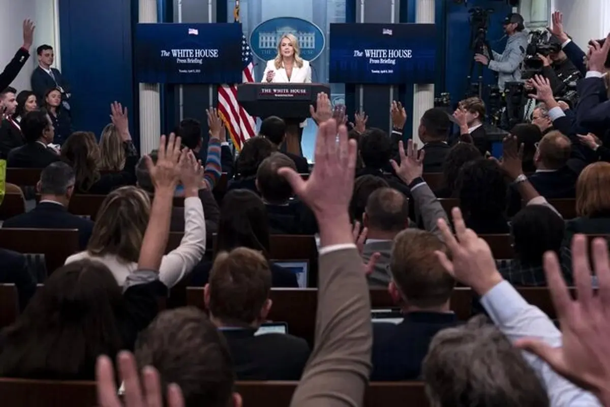 ترامپ شمشیر را برای آسوشیتدپرس، رویترز و بلومبرگ از رو بست