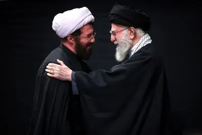رهبر انقلاب