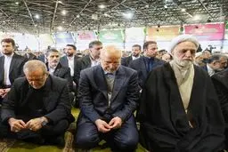 تصاویر سران قوای سه‌گانه در نماز جمعه روز قدس