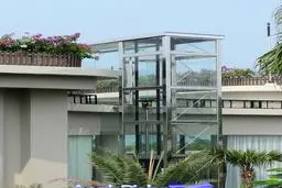 فروش و تولید انواع بالابرهای حرفه‌ای هیدرولیکی در مجموعه سون