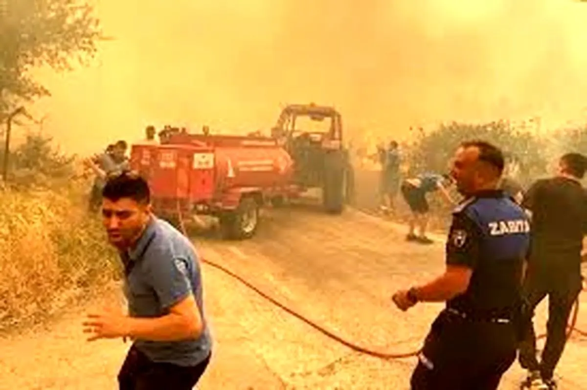 آتش جهنمی در ازمیر؛ ۵۰ هزار نفر آواره شدند!