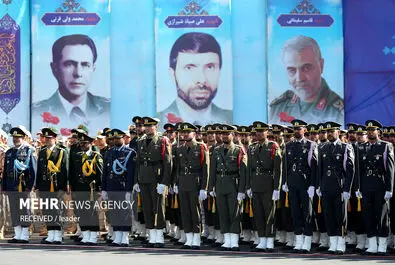 رهبر انقلاب دانشگاه‌ افسری