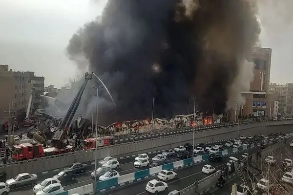 آتش سوزی وسیع در غرب پایتخت + فیلم