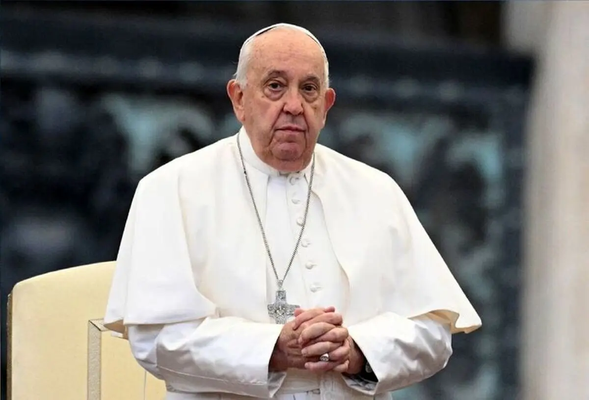 رهبر کاتولیک‌های جهان چقدر حقوق می‌گیرد؟