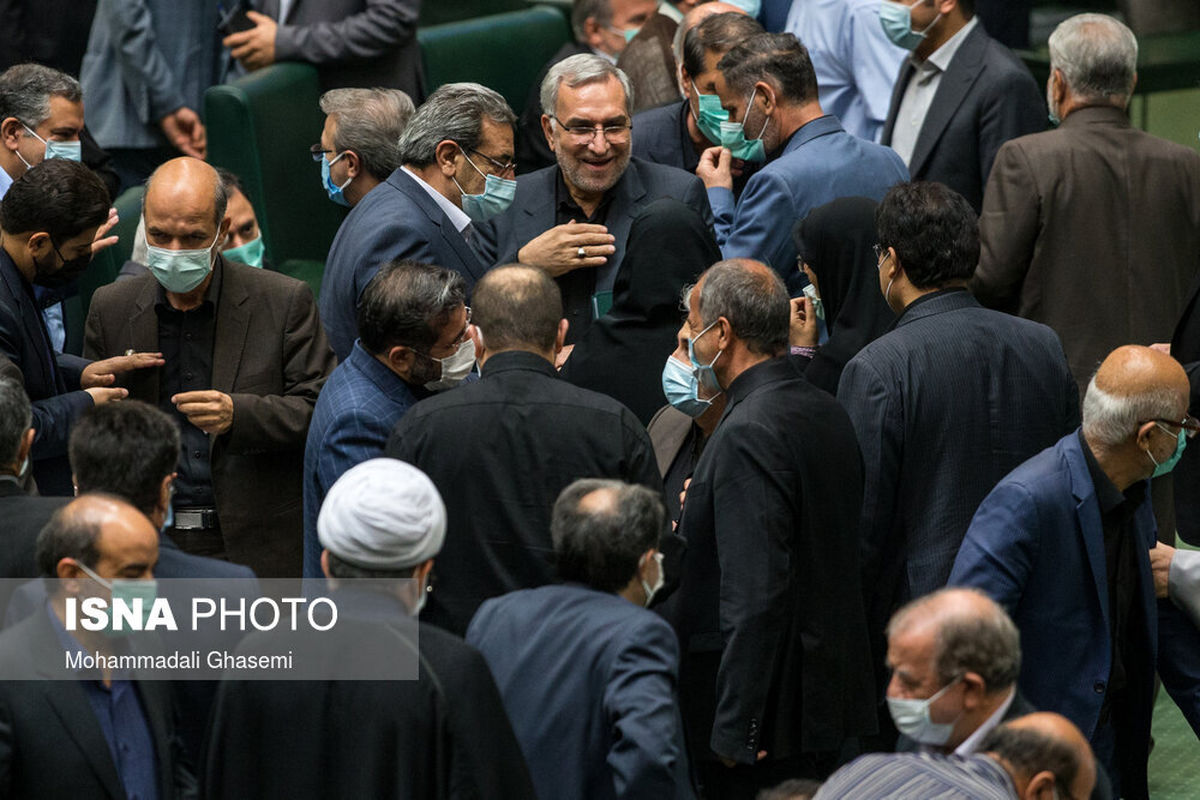 عجیب امام واقعی:وزیر حدید بهداشت بدون ماسک