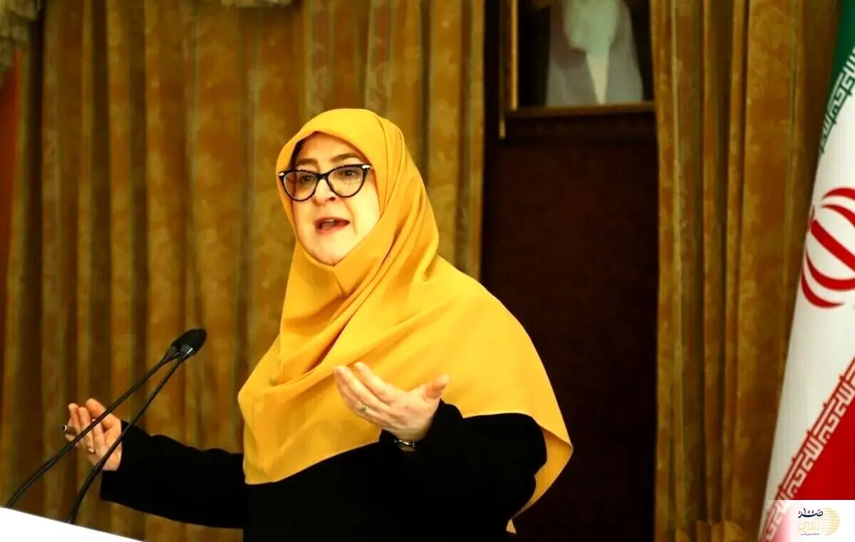عکس/ این زن درباره مذاکره ایران و آمریکا خبرهای داد