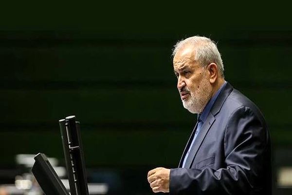 وفاقی که شکست آورد؛ علی آبادی و داستان یک فرسودگی ملی