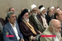 رهبر انقلاب:عید فطر موجب عزت اسلام و رسول اکرم است