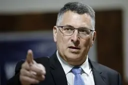 عقب نشینی اسرائیل در برابر ایران ؛ مسیر دیپلماتیک را رد نمی‌کنیم