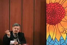 جایزه همایی، پاسخی به اختلاف افکنی میان ایران و افغانستان