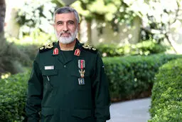 متن کامل وصیت‌نامه شهید حاجی‌زاده؛ عذرخواهی از ملت بزرگ ایران