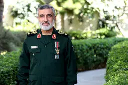 متن کامل وصیت‌نامه شهید حاجی‌زاده؛ عذرخواهی از ملت بزرگ ایران