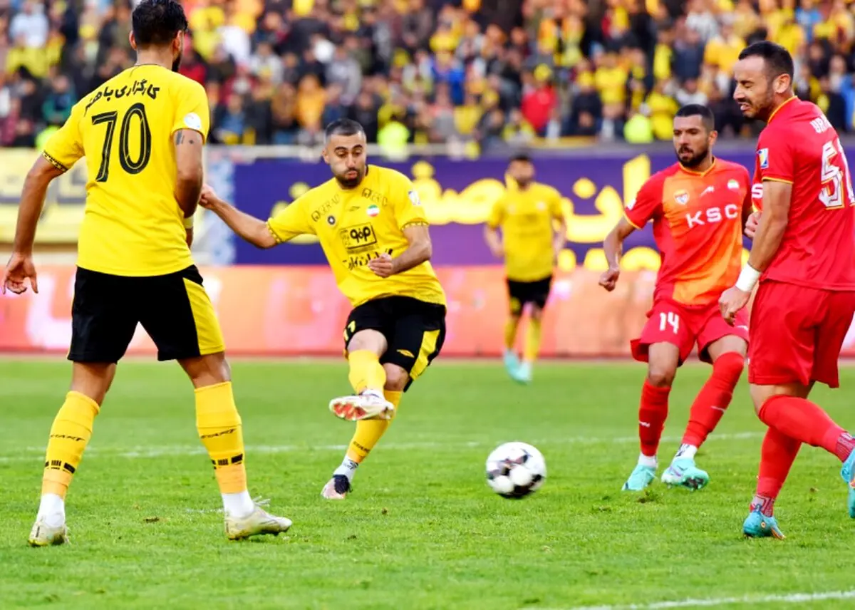 گزارش زنده: فولاد 1 - 1 سپاهان