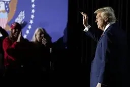 کابینه ترامپ در آستانه سقوط