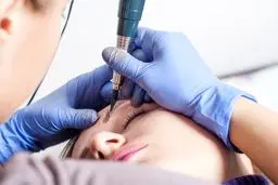 آموزش صفر تا صد دو تکنیک پرطرفدار ریموور تاتو و پوست کره‌ای طبق آخرین علم روز