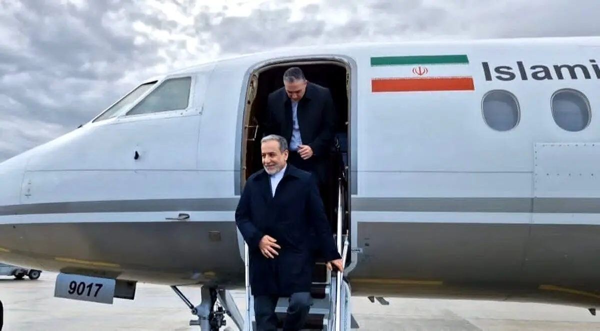عراقچی شبانه وارد پاکستان شد