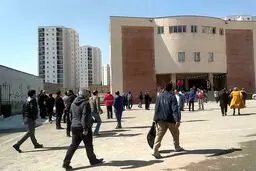 انتقال ۳۵ دانش‌آموز دبیرستان دخترانه خیام به بیمارستان‌ بر اثر مسمومیت