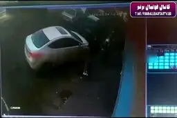 لحظه سرقت موبایل مهاجم استقلال وسط خیابان
