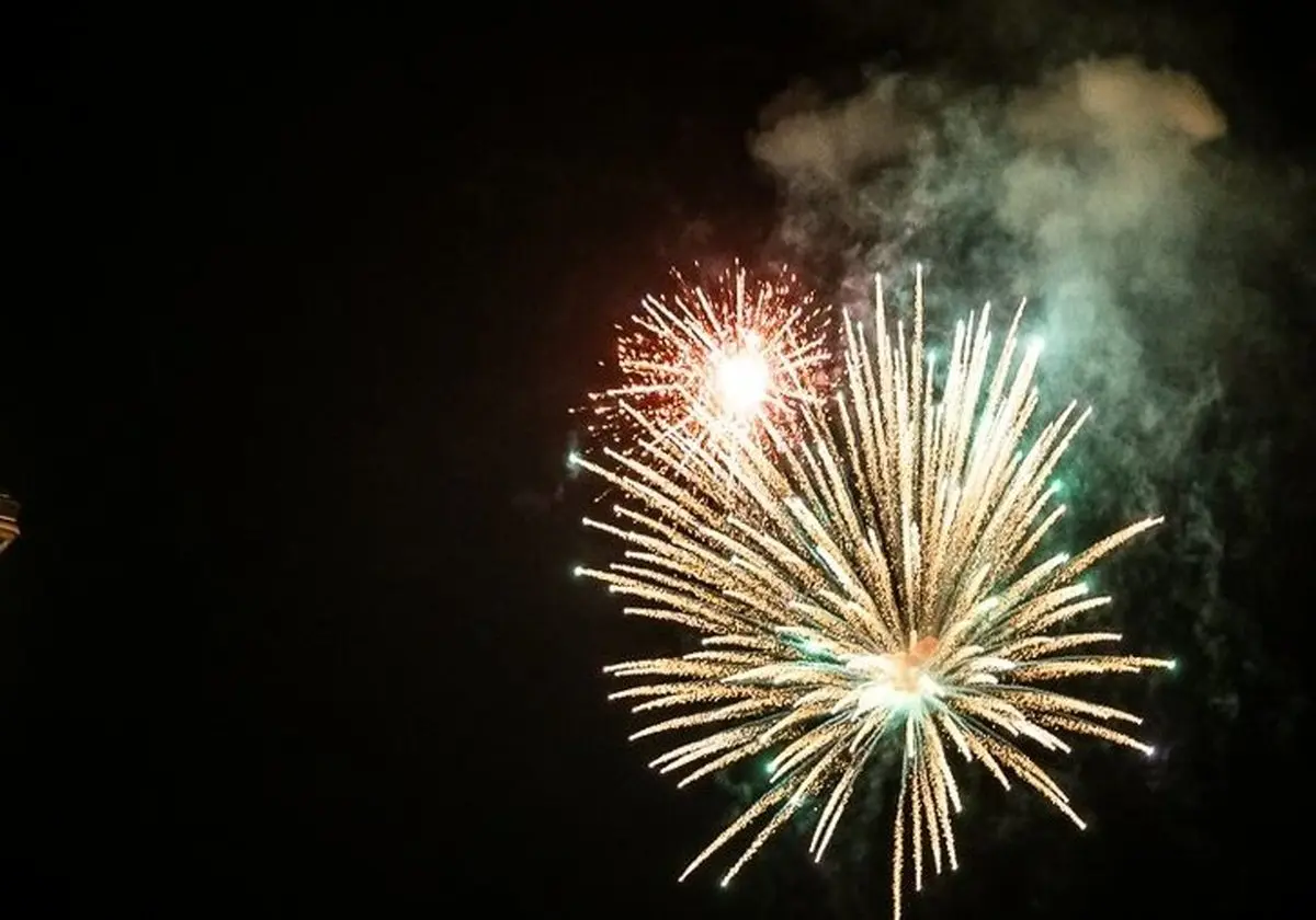 نورافشانی بزرگ عید سعید فطر درمیدان ولیعصر(عج) تهران