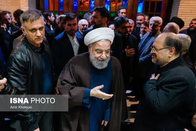 محمد شریعتمداری