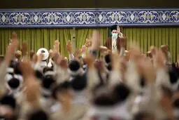 هفت نصیحت رهبر انقلاب به بسیجیان