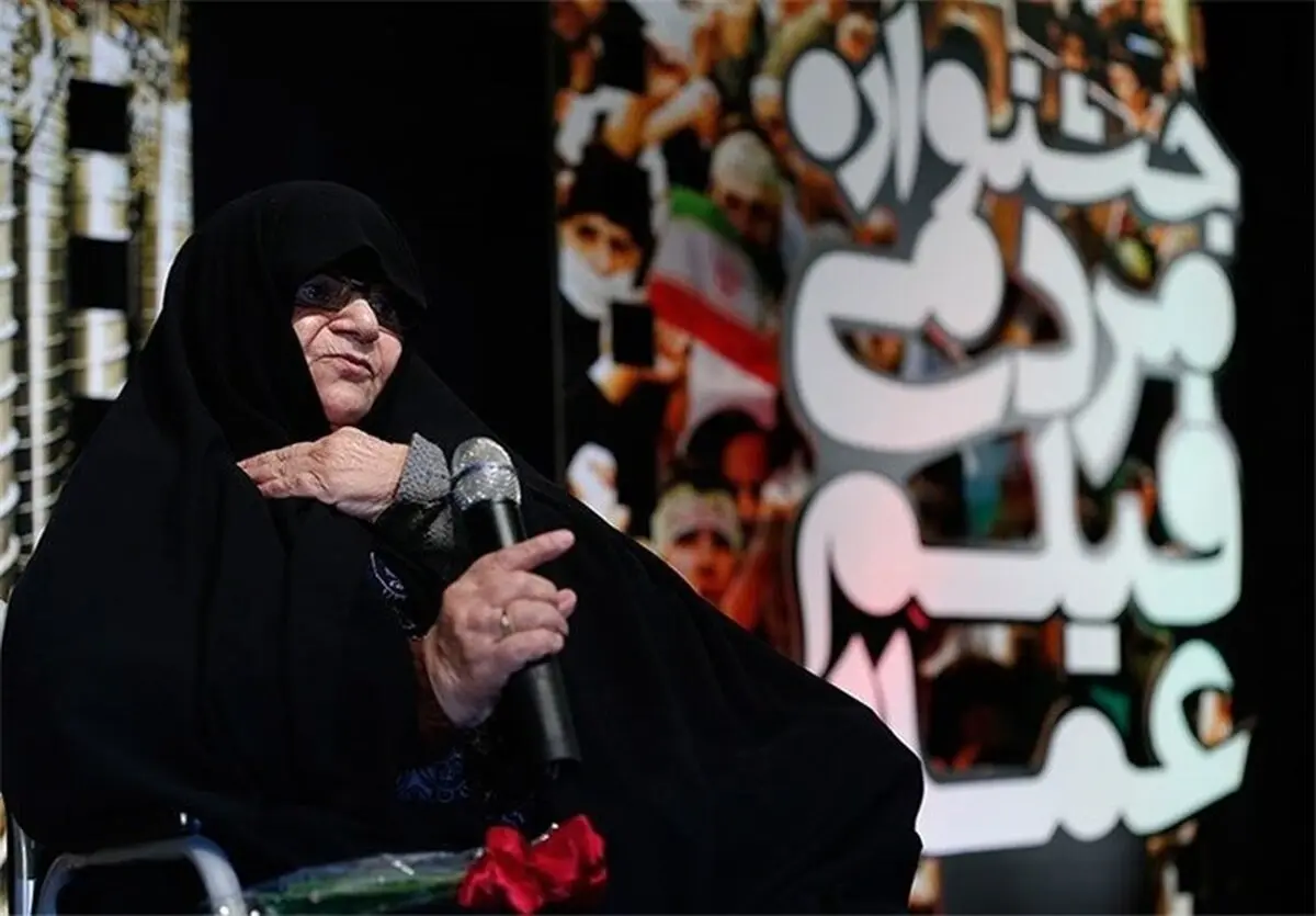 متن پیام فرمانده کل سپاه در پی درگذشت ننه عصمت