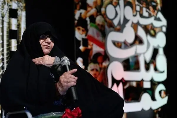 متن پیام فرمانده کل سپاه در پی درگذشت ننه عصمت