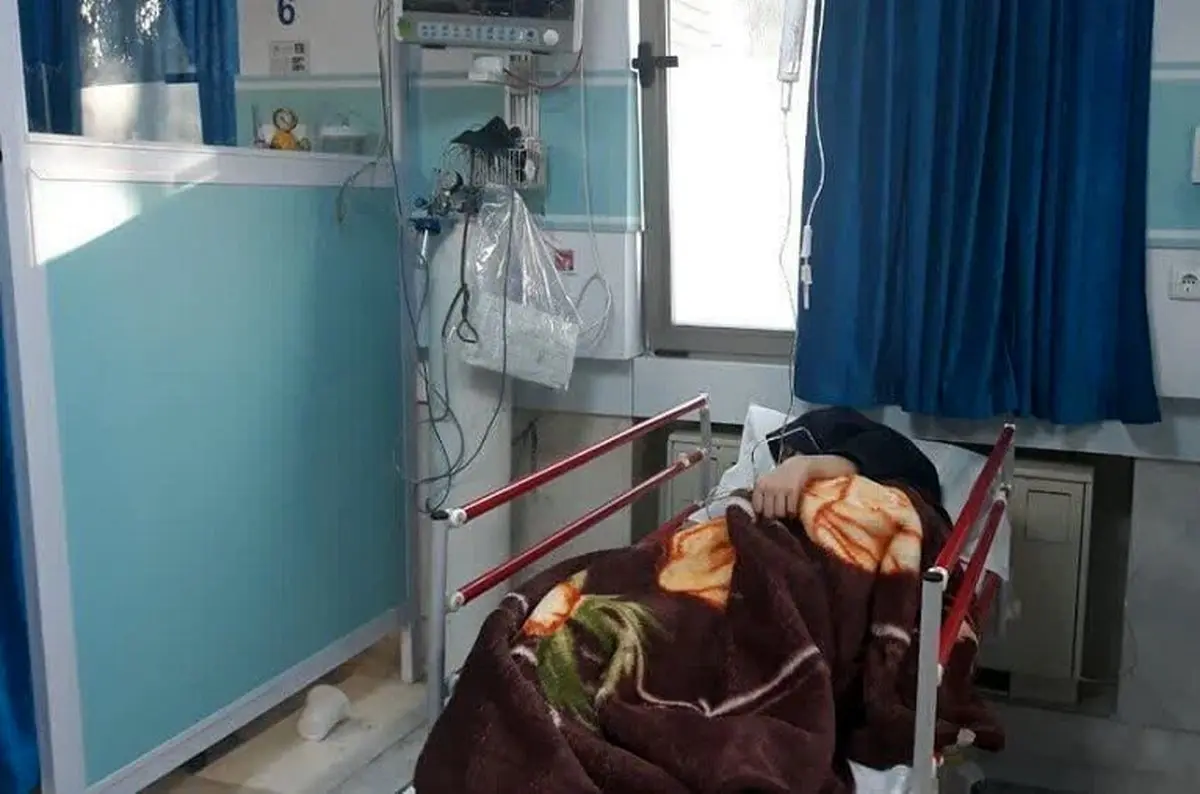 مسمومیت ۵۰ دانش‌آموز دیگر در مدارس بروجرد