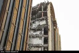 فریم به فریم با ریزش ساختمان متروپل در آبادان