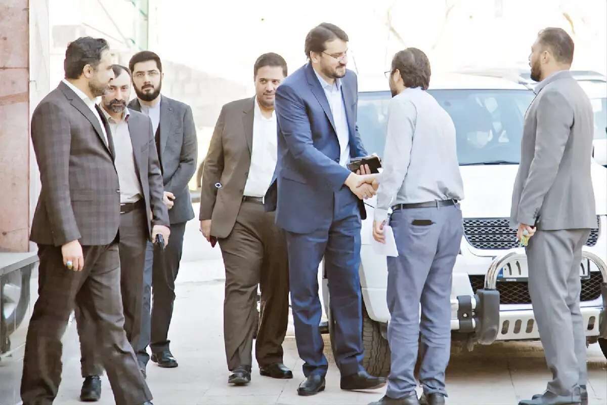 شأن دولت در گرو مرزبندی وزیر با «شریان» 