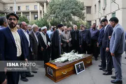 تصاویر تشییع پیکر میرشمس‌الدین ادیب سلطانی